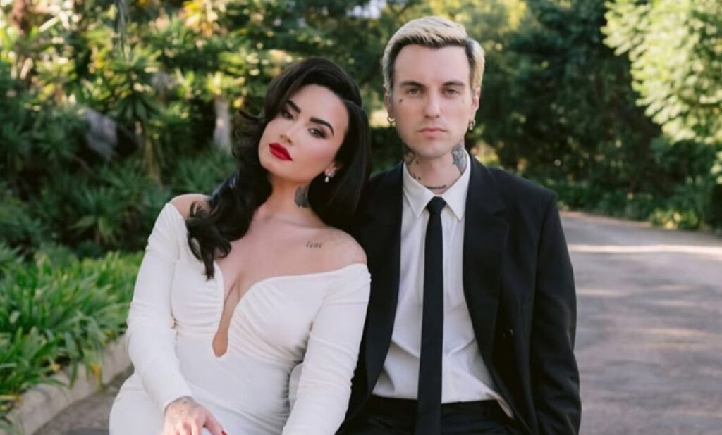 Demi Lovato se casa